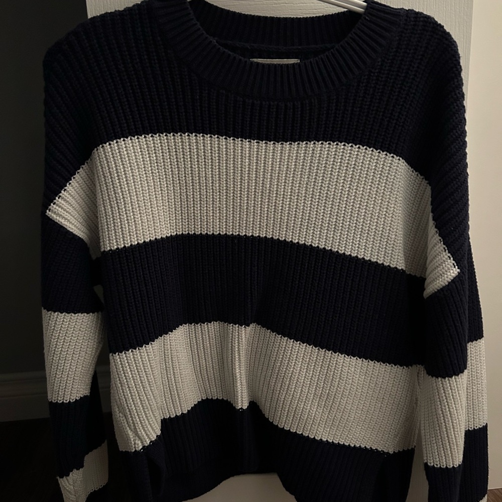 Abercrombie sweater